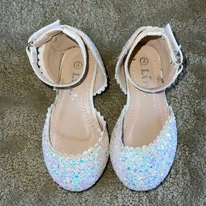 Glitter/sequined baby shoes size 4